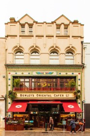 Bewleys by Pat Divilly