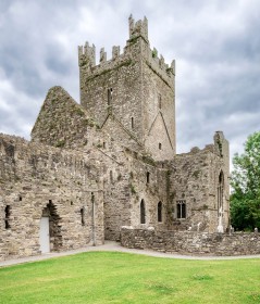Jerpoint Abbey by Paul O'Callaghan