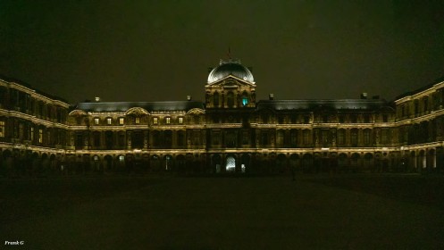 Louvre Courtyard at night.w
