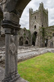 Jerpoint Abbey by Paul O'Callaghan
