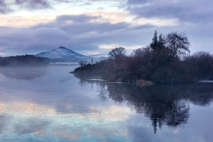 Cogar Na Locha by Gerard Halpin