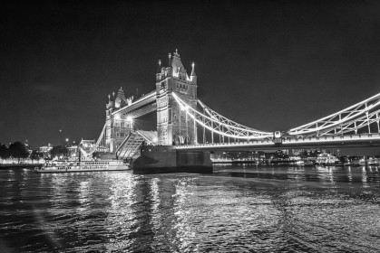 London Bridge by Teresa Mullen