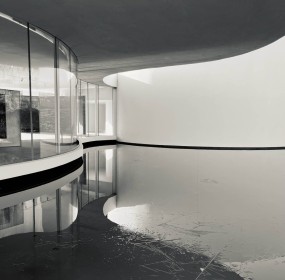 Light, Shadow & Ice by Teresa Mullen